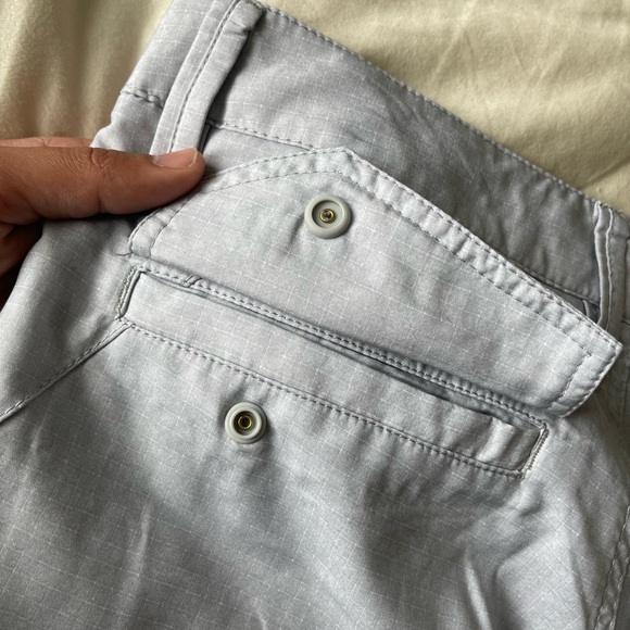 Oakley Mens Shorts - Picture 6 of 8